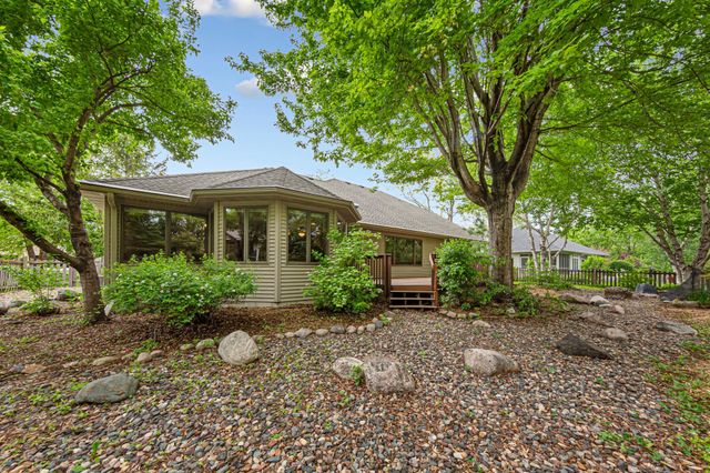 1508 Lockwood Drive, Northfield, MN 55057