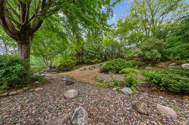 1508 Lockwood Drive, Northfield, MN 55057