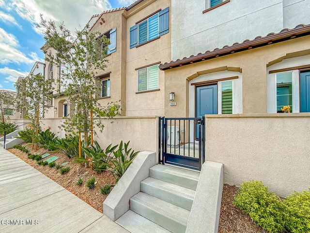 2860 Via Descanso, Camarillo, CA 93012