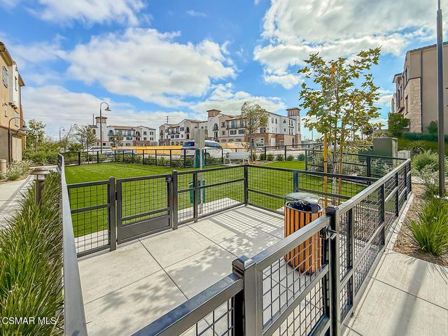 2860 Via Descanso, Camarillo, CA 93012