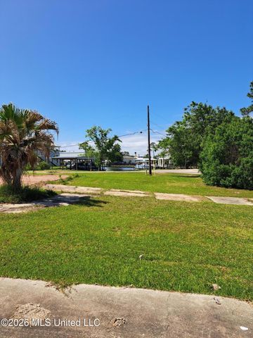 1 Poindexter Drive, Pass Christian, MS 39571