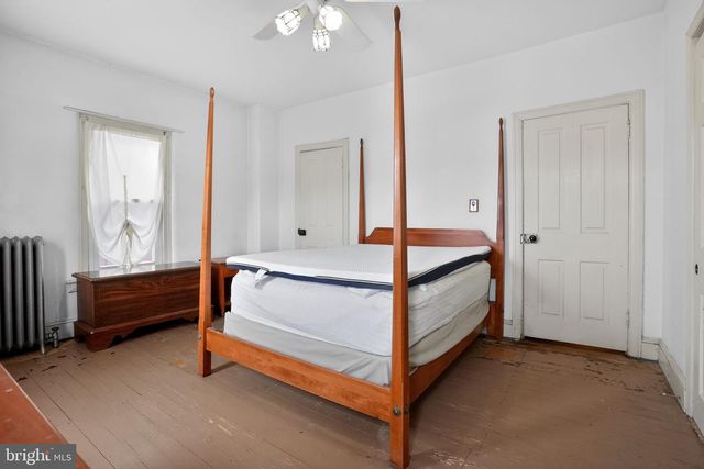 311 W WALNUT ST, Perkasie, PA 18944