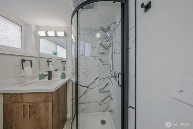 621 Houser Way S, Renton, WA 98057