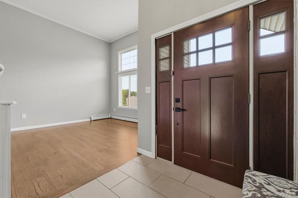 51 Keats Drive, New Windsor, NY 12553 — photo 4