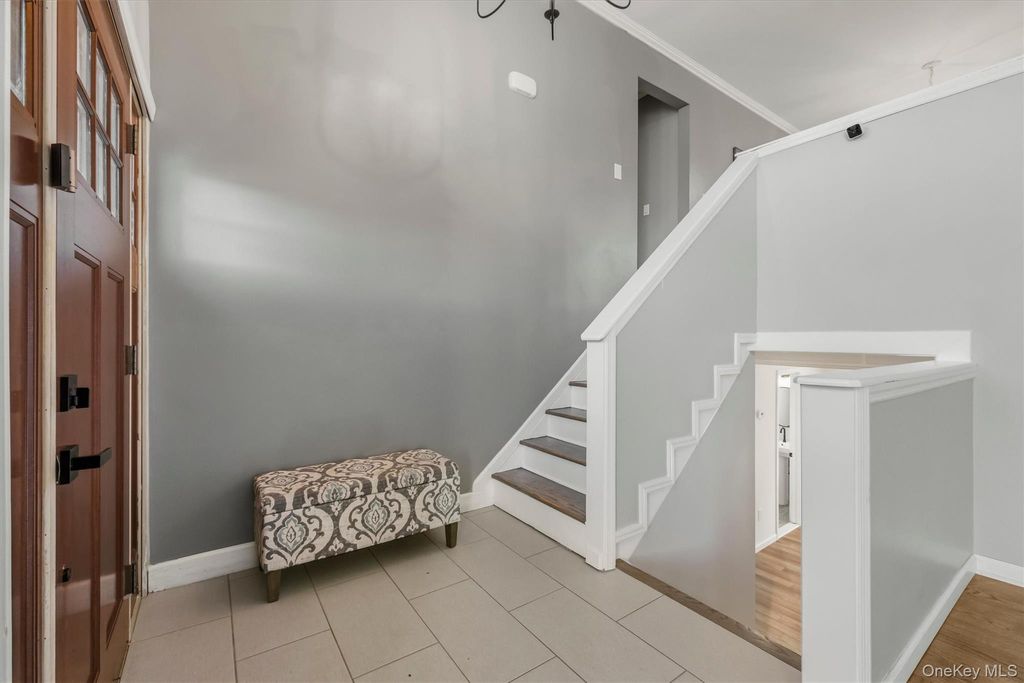 51 Keats Drive, New Windsor, NY 12553 — photo 5