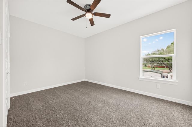 422 4th Street, Beasley, TX 77417
