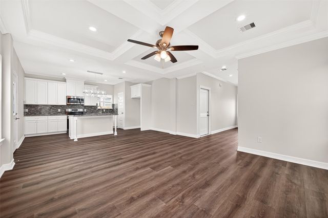 422 4th Street, Beasley, TX 77417