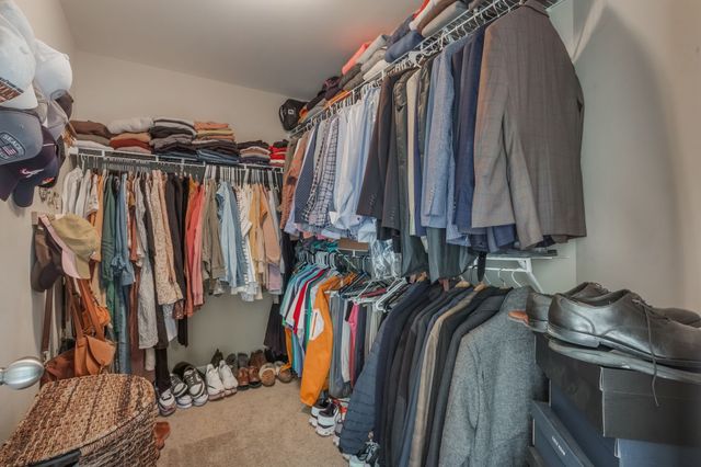 2105 Longhunter Chase Dr, Spring Hill, TN 37174