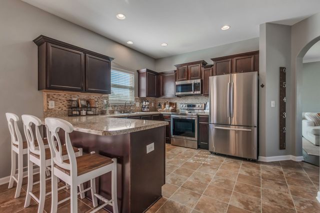 2105 Longhunter Chase Dr, Spring Hill, TN 37174