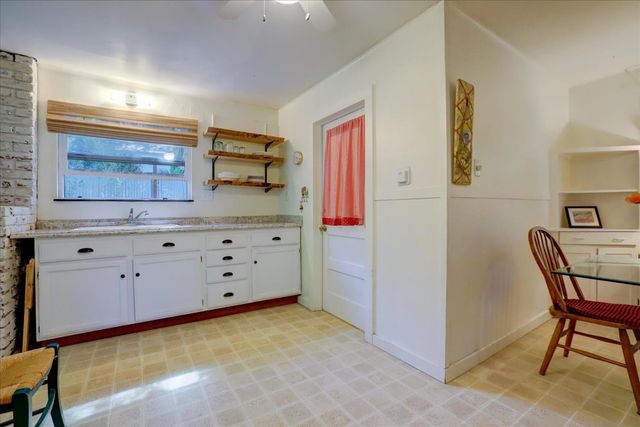 10664 oak St, Grass Valley, CA 95945