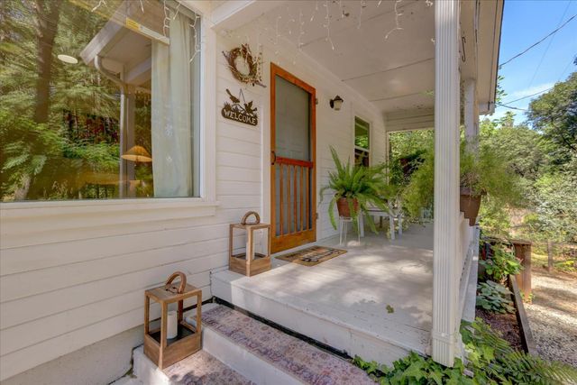 10664 oak St, Grass Valley, CA 95945