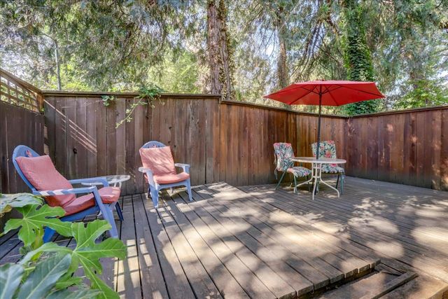 10664 oak St, Grass Valley, CA 95945