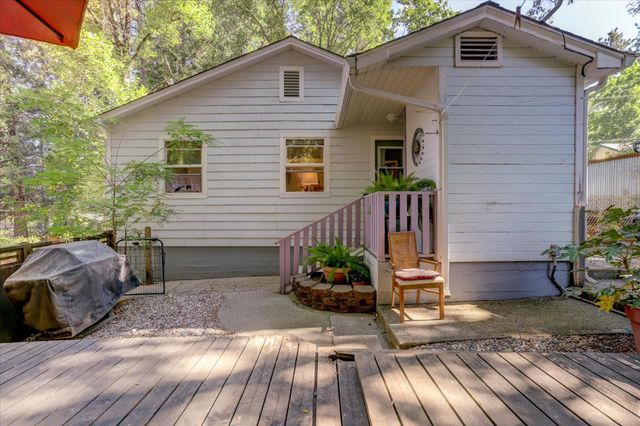 10664 oak St, Grass Valley, CA 95945