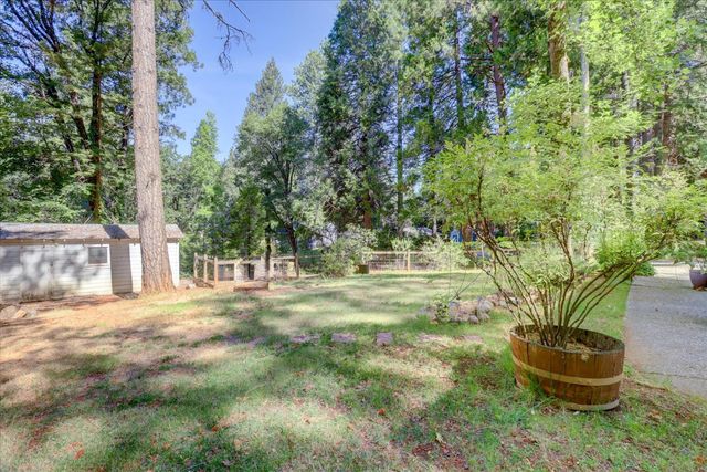 10664 oak St, Grass Valley, CA 95945