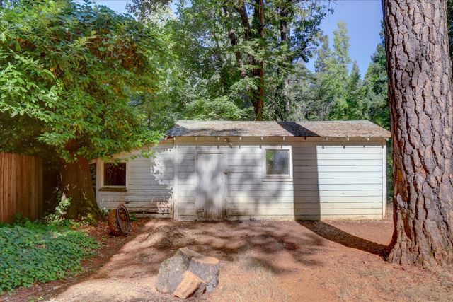 10664 oak St, Grass Valley, CA 95945