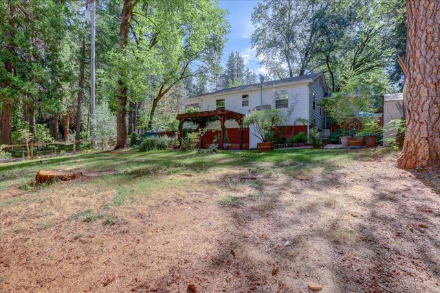 10664 oak St, Grass Valley, CA 95945