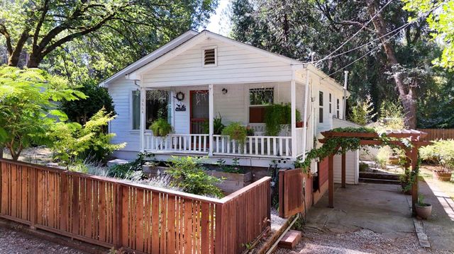 10664 oak St, Grass Valley, CA 95945