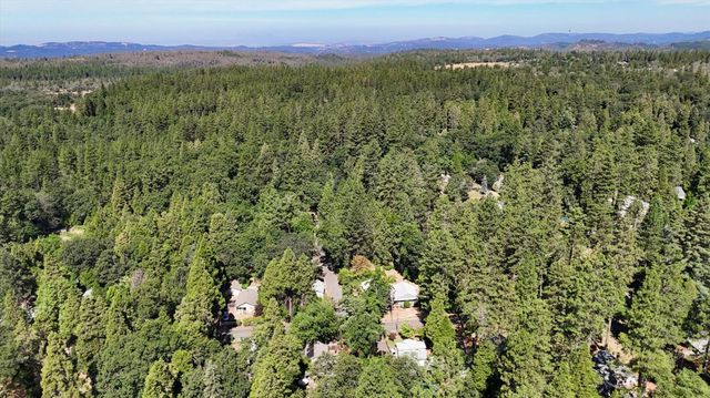 10664 oak St, Grass Valley, CA 95945