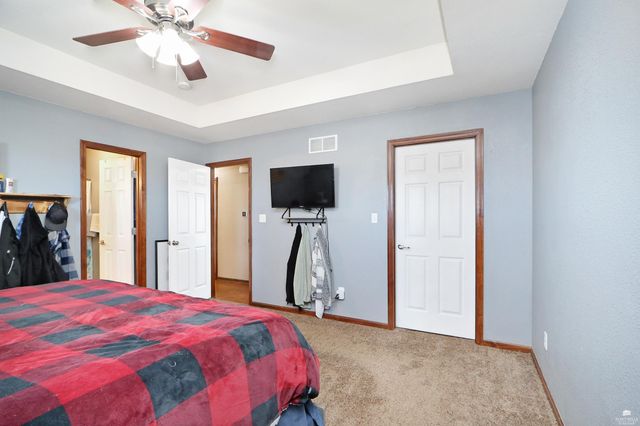 2710 Oakwood, Junction City, KS 66441