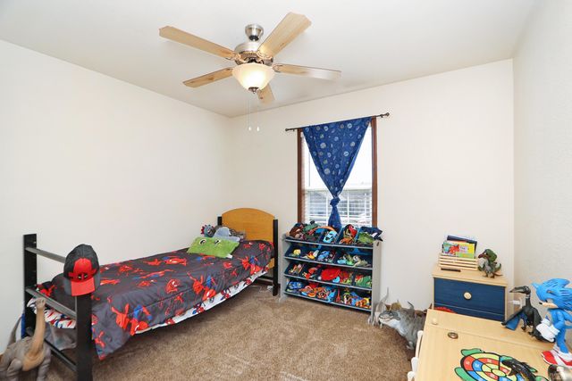 2710 Oakwood, Junction City, KS 66441