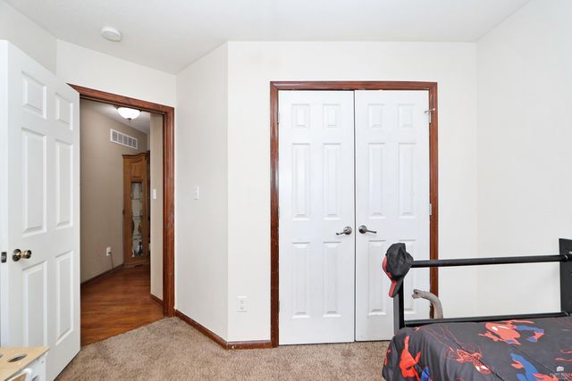 2710 Oakwood, Junction City, KS 66441