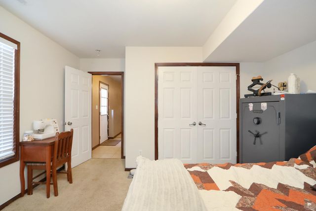 2710 Oakwood, Junction City, KS 66441