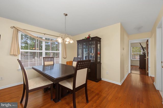 20 GOLF DR, Mays Landing, NJ 08330