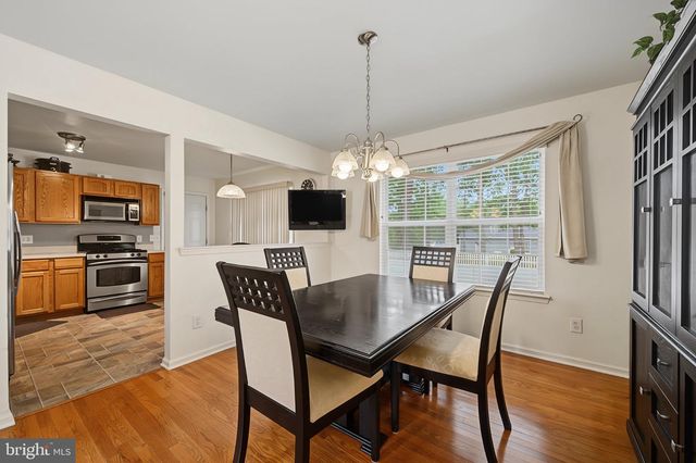 20 GOLF DR, Mays Landing, NJ 08330