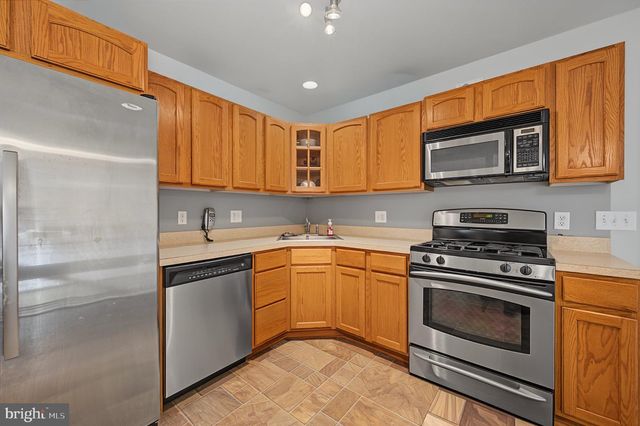 20 GOLF DR, Mays Landing, NJ 08330