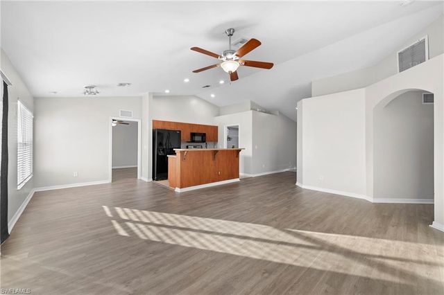 2805 66th ST W, Lehigh Acres, FL 33971