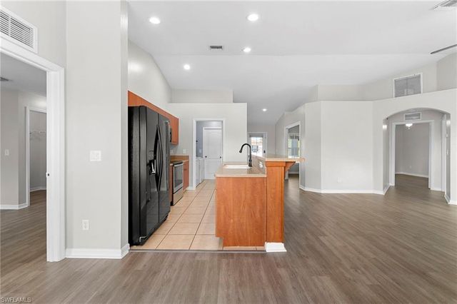 2805 66th ST W, Lehigh Acres, FL 33971