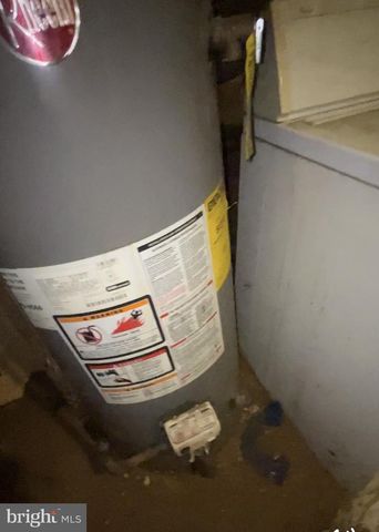 1218 W FIRTH ST, Philadelphia, PA 19133