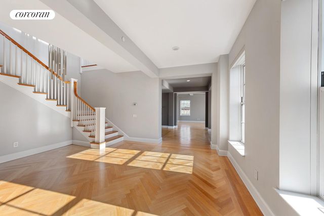 18 GRAMERCY Park S PH17, New York City, NY 10003