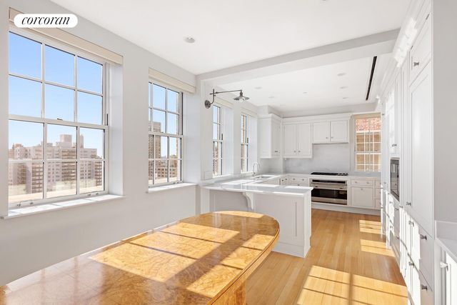 18 GRAMERCY Park S PH17, New York City, NY 10003