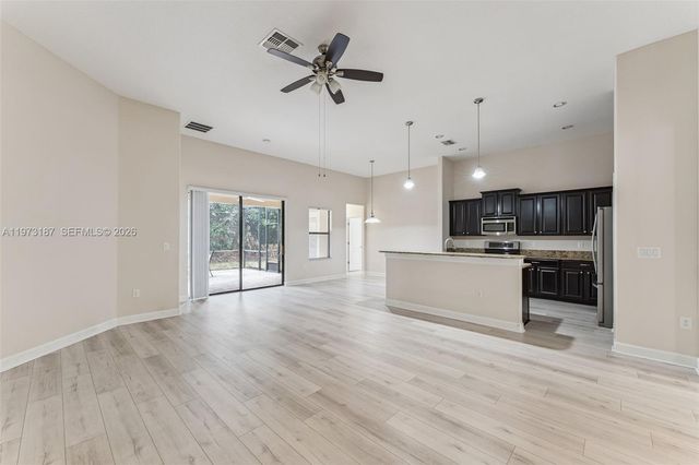 1382 Palmetto Dunes, Davenport, FL 33896