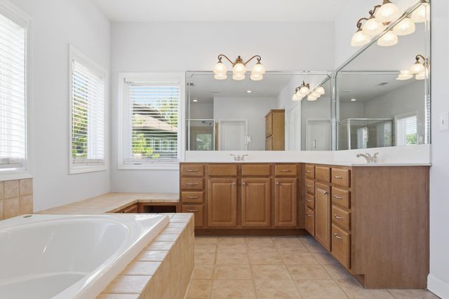 320 Old Hickory Blvd Apt 2210, Nashville, TN 37221