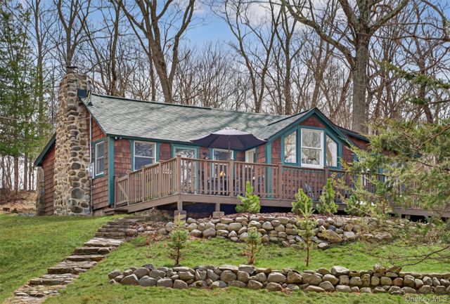 58 Oxford Springs Road, Chester, NY 10918