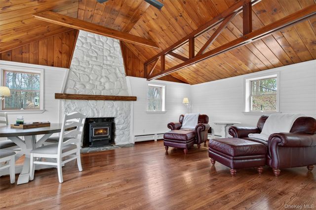 58 Oxford Springs Road, Chester, NY 10918