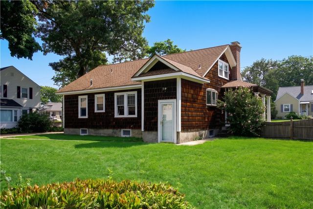 59 Oswald Street, Pawtucket, RI 02861