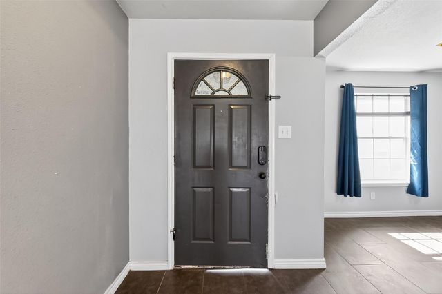 10819 Cayman Mist Drive, Houston, TX 77075
