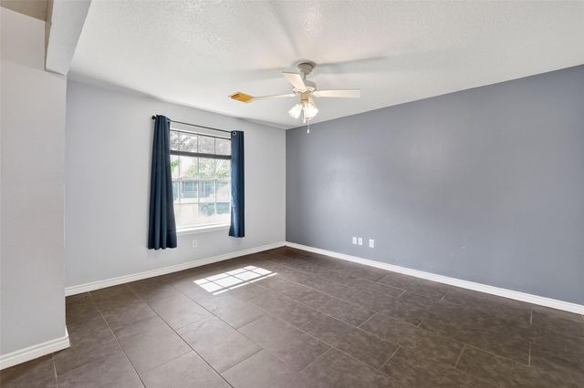 10819 Cayman Mist Drive, Houston, TX 77075