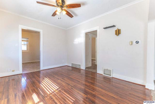 6806 N 30th Street, Omaha, NE 68112