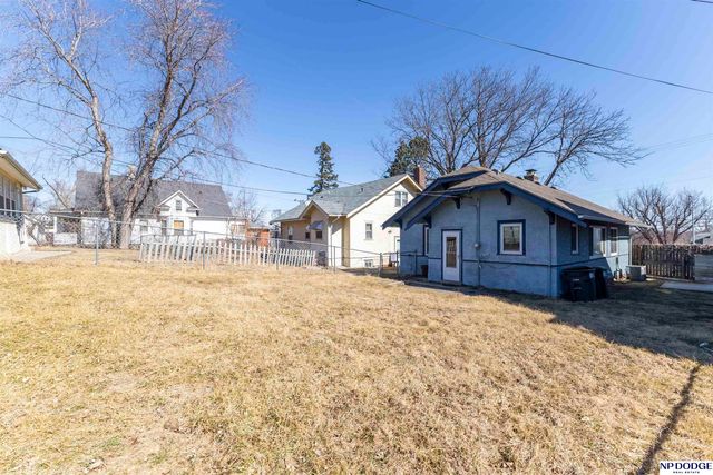 6806 N 30th Street, Omaha, NE 68112