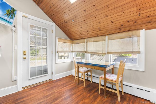 1 Spencer Court, Hartsdale, NY 10530