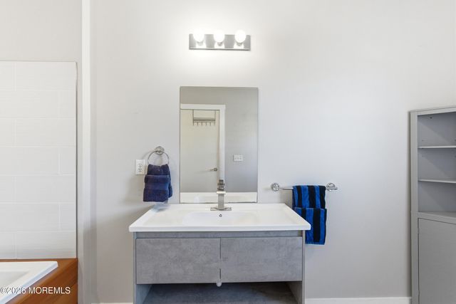 1001 2nd Avenue 305, Asbury Park, NJ 07712