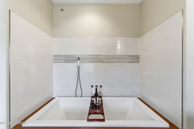 1001 2nd Avenue 305, Asbury Park, NJ 07712