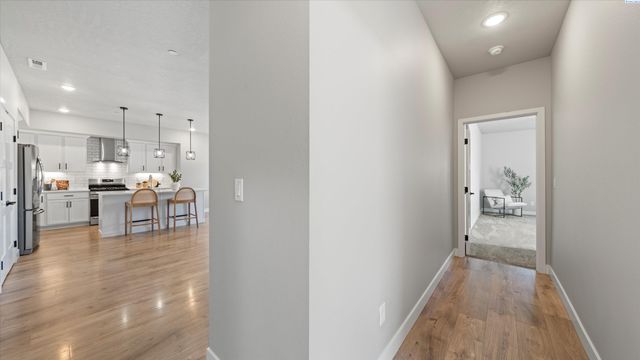 2548 Clark Ridge Dr, Richland, WA 99352