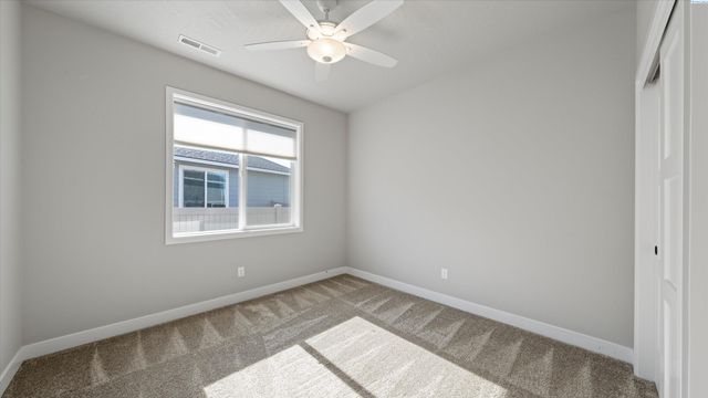 2548 Clark Ridge Dr, Richland, WA 99352