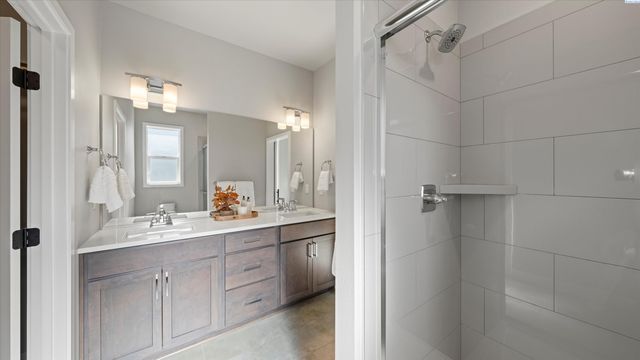 2548 Clark Ridge Dr, Richland, WA 99352