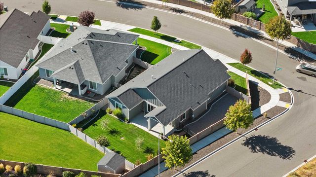 2548 Clark Ridge Dr, Richland, WA 99352